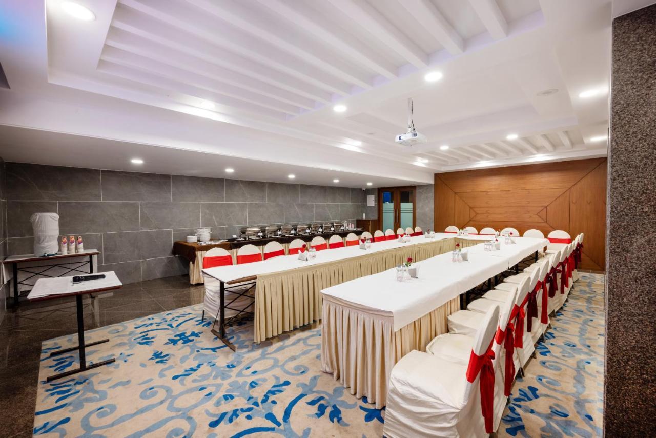 Freesia By Express Inn Palghar Exterior foto